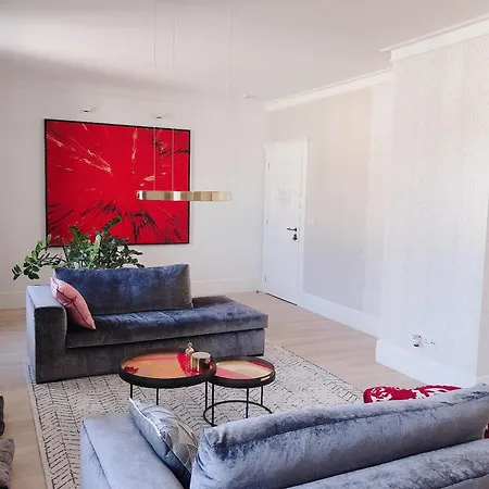 Luxus 5 Zi-Wohnung + Balkon In Top-Lage Ffm+Klima
