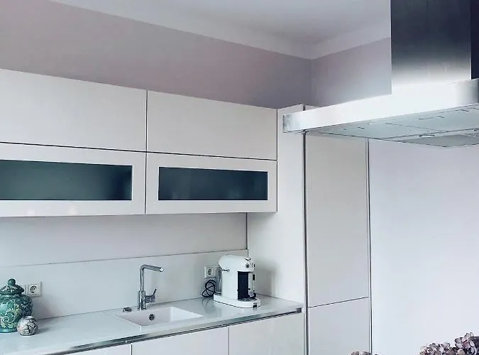Luxus 5 Zi-wohnung + Balkon In Top-lage Ffm+klima Apartamento