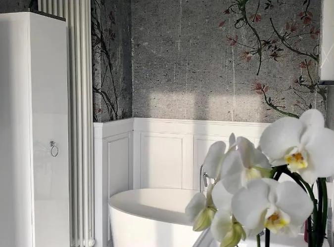 Apartamento Luxus 5 Zi-wohnung + Balkon In Top-lage Ffm+klima *