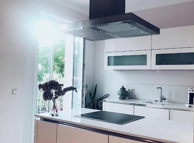Luxus 5 Zi-wohnung + Balkon In Top-lage Ffm+klima Fráncfort del Meno