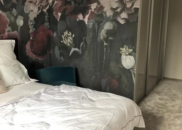 Apartamento Luxus 5 Zi-wohnung + Balkon In Top-lage Ffm+klima *
